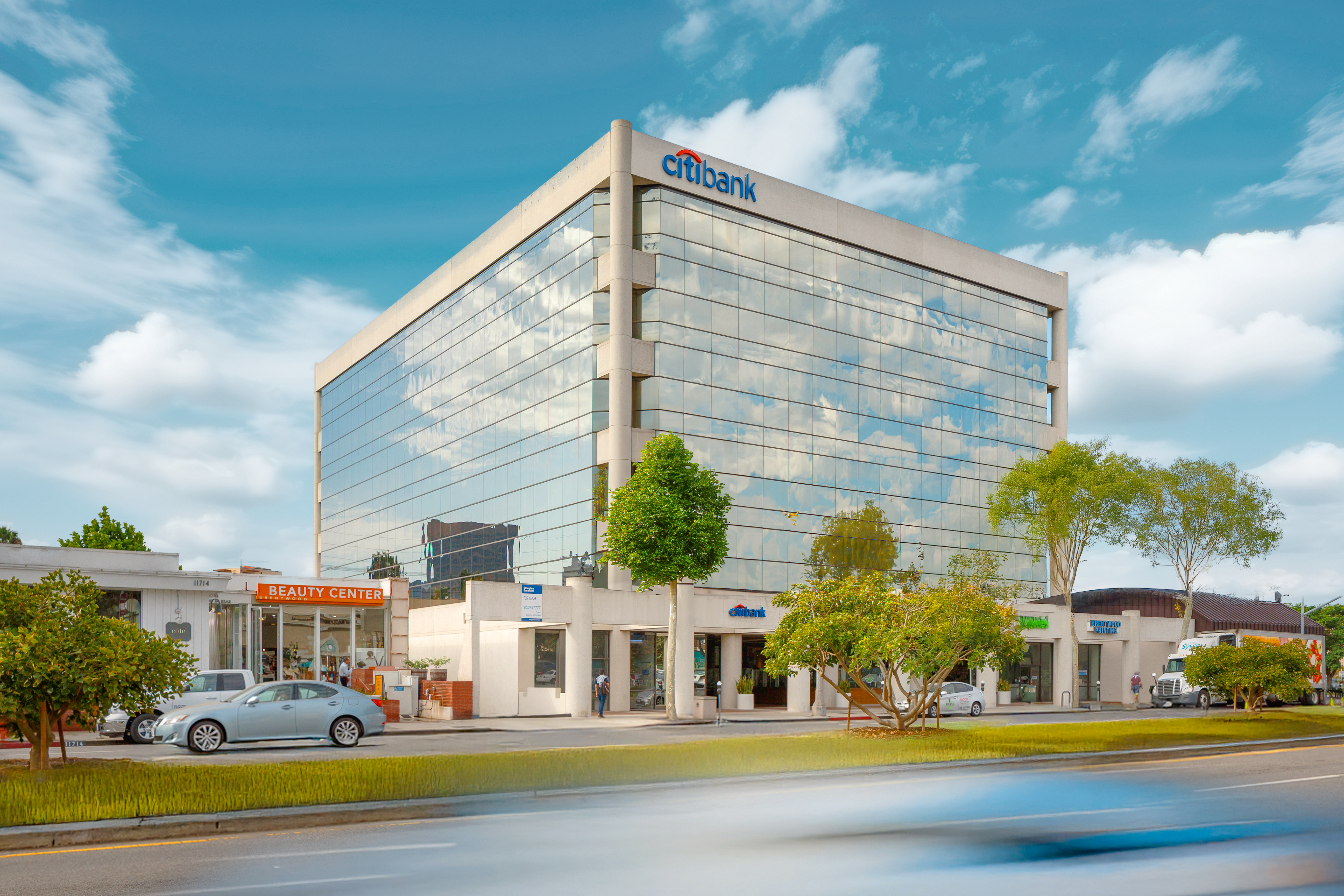 Brentwood Executive Plaza